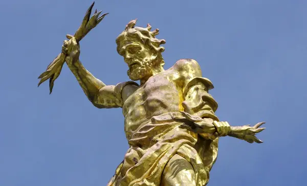 Residenzschloss Rastatt, Dach, Jupiterstatue 