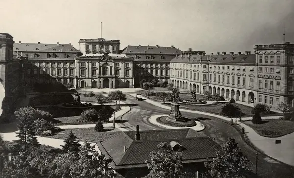 Barockschloss Mannheim, Historische Aussenansicht