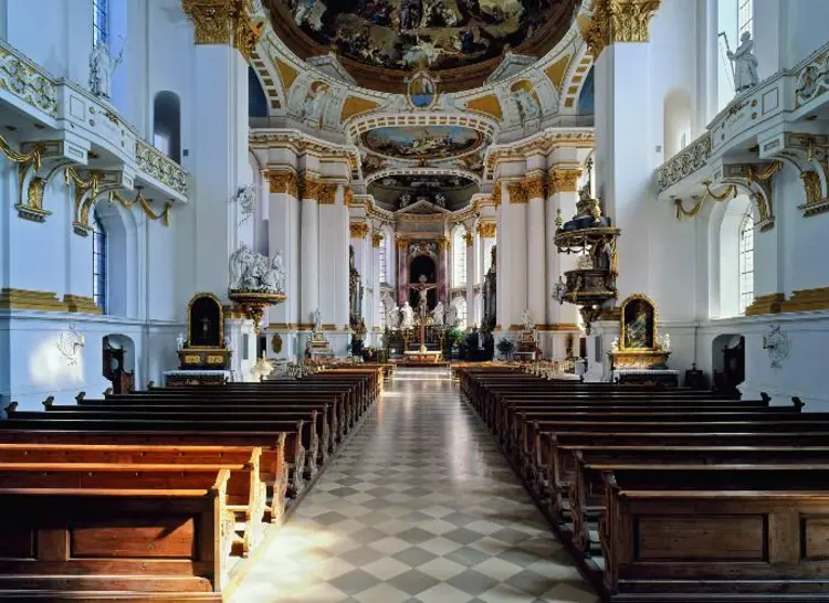 Foto: Staatliche Schlösser und Gärten Baden-Württemberg, Steffen Hauswirth Innenaufnahme der Klosterkirche Wiblingen
